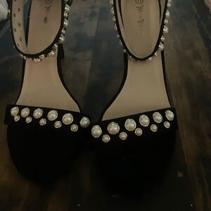 Nature Breeze Black Pearl Ankle Strap Heels Size 11